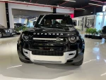 Land Rover Defender in Dubai mileage 0 only AED 432000