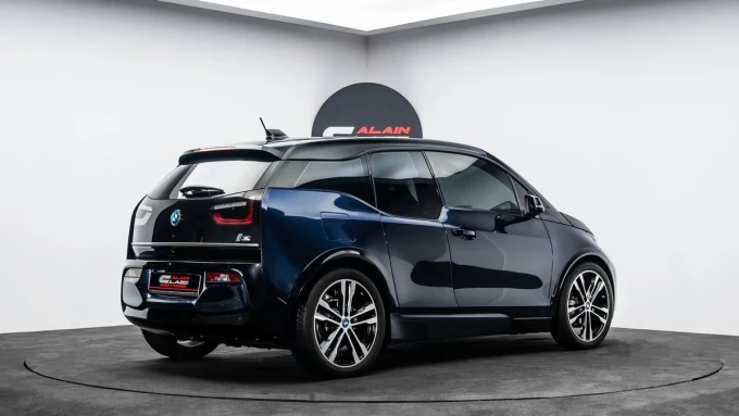 BMW i3 in Dubai mileage 10186 only AED 119000