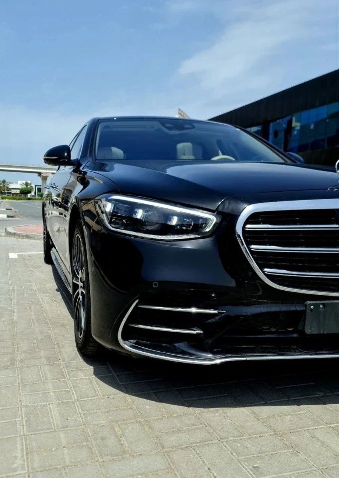 Mercedes-Benz S-Class in Dubai mileage 9850 only AED 520000
