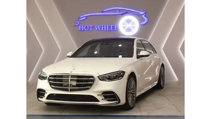 Mercedes-Benz S-Class in Dubai mileage 9150 only AED 499000