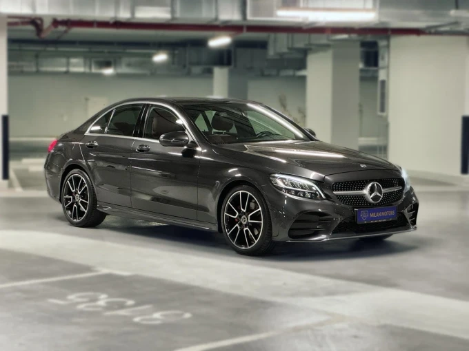 Mercedes-Benz C-Class in Dubai mileage 42000 only AED 167000