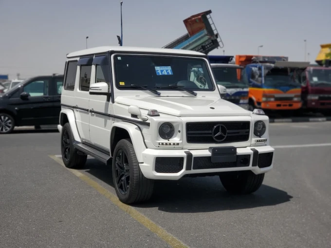 Mercedes-Benz G-Class in Dubai mileage 46000 only AED 240000