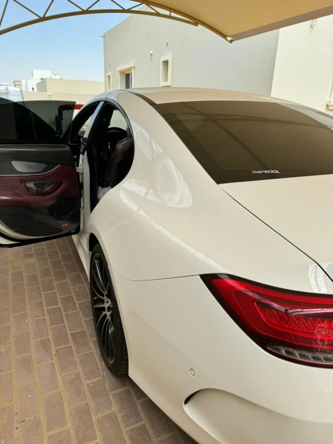 Mercedes-Benz CLS-Class in Dubai mileage 25000 only AED 220000