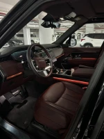 Land Rover Range Rover in Dubai mileage 14000 only AED 690000