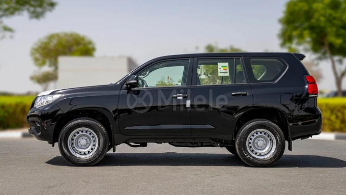 Toyota Prado in Dubai mileage 0 only AED 175000