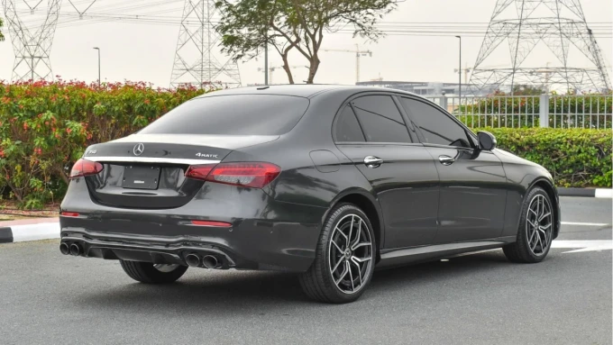 Mercedes-Benz E-Class in Dubai mileage 14000 only AED 218000