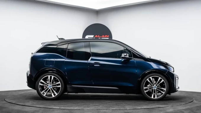 BMW i3 in Dubai mileage 10186 only AED 119000