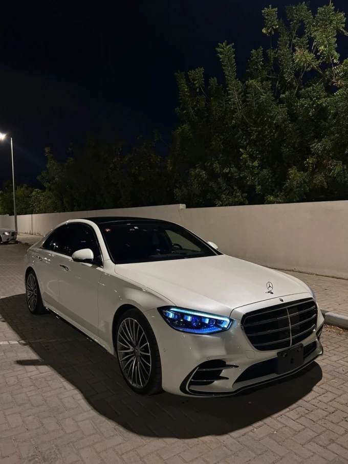 Mercedes-Benz S-Class in Dubai mileage 26000 only AED 419000