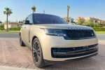 Land Rover Range Rover in Dubai mileage 27000 only AED 750000