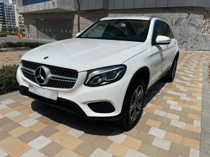 Mercedes-Benz GLC in Dubai mileage 48345 only AED 129000