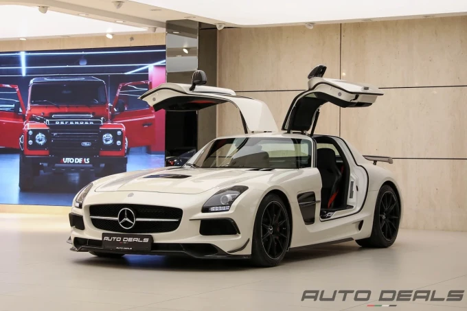 Mercedes-Benz SLS in Dubai mileage 7245 only AED 3300000