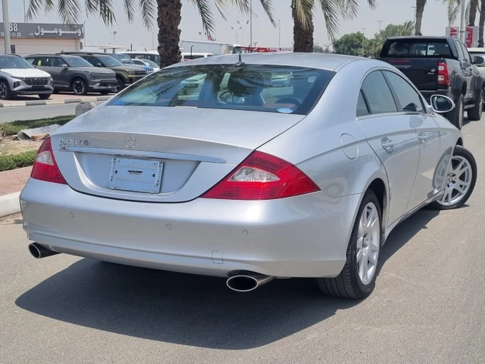 Mercedes-Benz CLS-Class in Dubai mileage 40000 only AED 29000