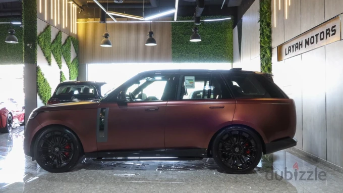 Land Rover Range Rover in Dubai mileage 0 only AED 1150000