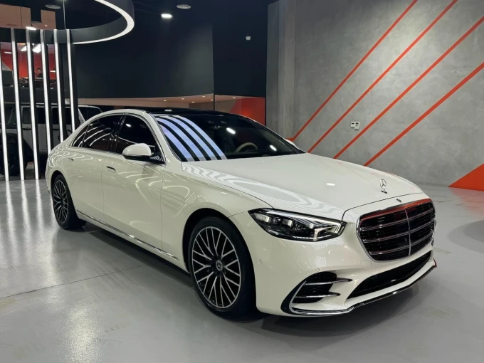 Mercedes-Benz S-Class in Dubai mileage 20000 only AED 455000