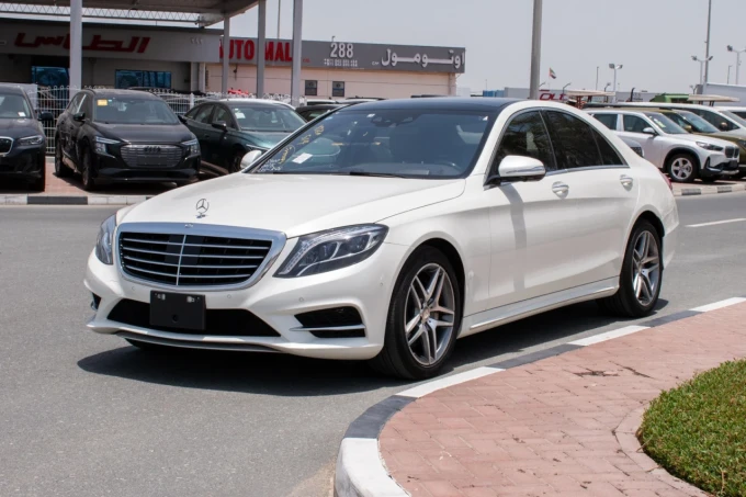 Mercedes-Benz S-Class in Dubai mileage 26000 only AED 135000