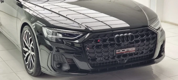 Audi S8 in Abu Dhabi mileage 4500 only AED 429000