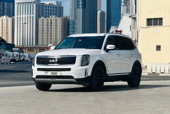 Kia Telluride in Dubai mileage 48000 only AED 60000