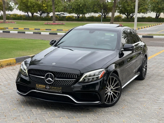 Mercedes-Benz C-Class in Dubai mileage 47500 only AED 70000